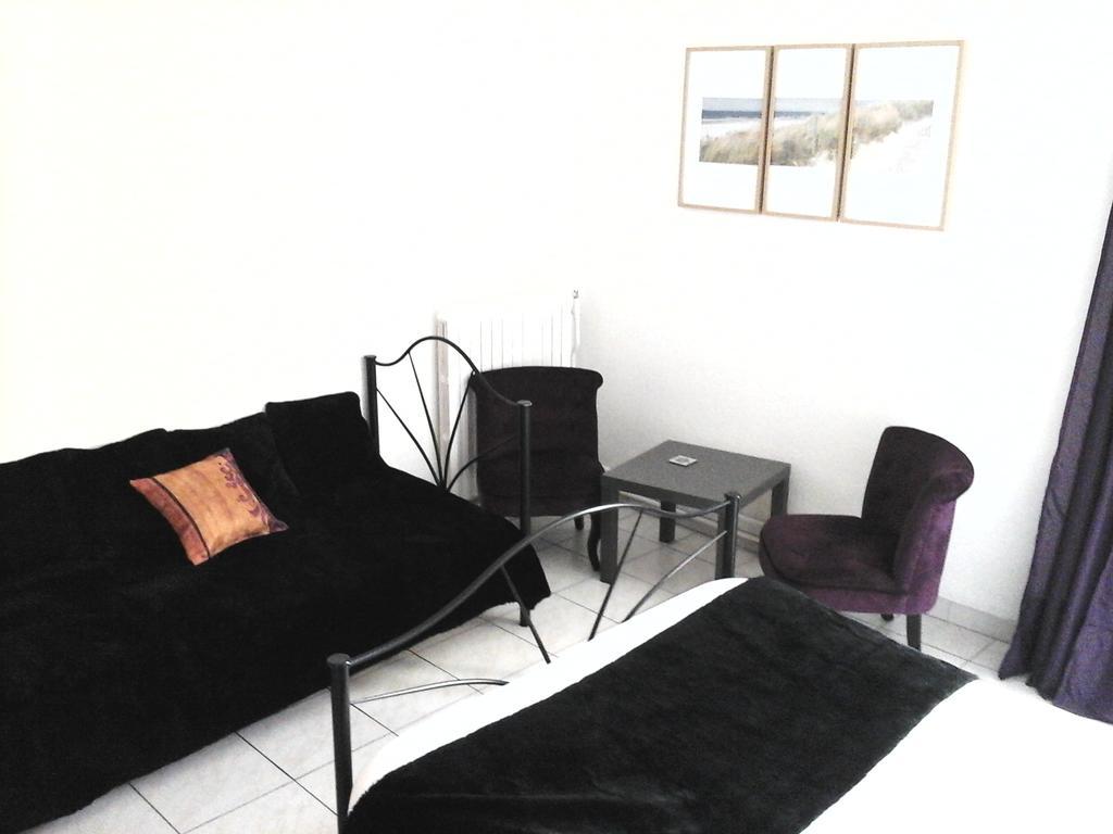La Cle D'Or Bed and Breakfast Servian Exteriör bild