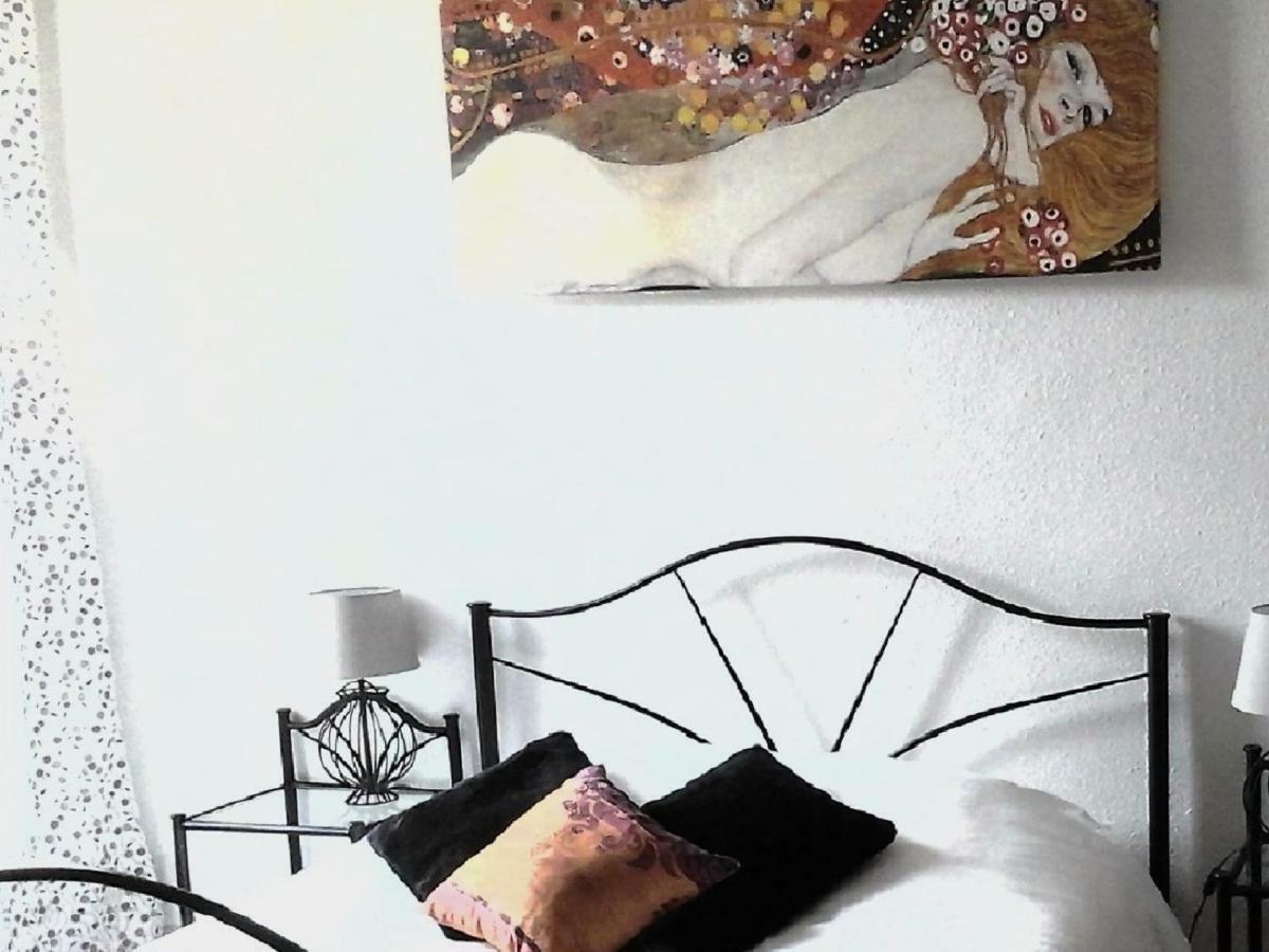 La Cle D'Or Bed and Breakfast Servian Exteriör bild
